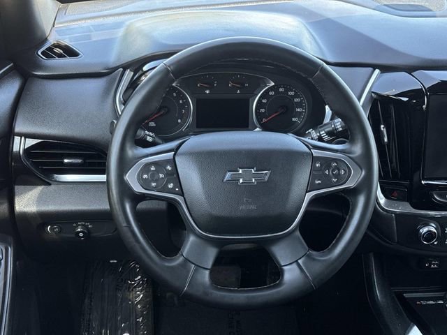 Used 2023 Chevrolet Traverse RS FWD image 8
