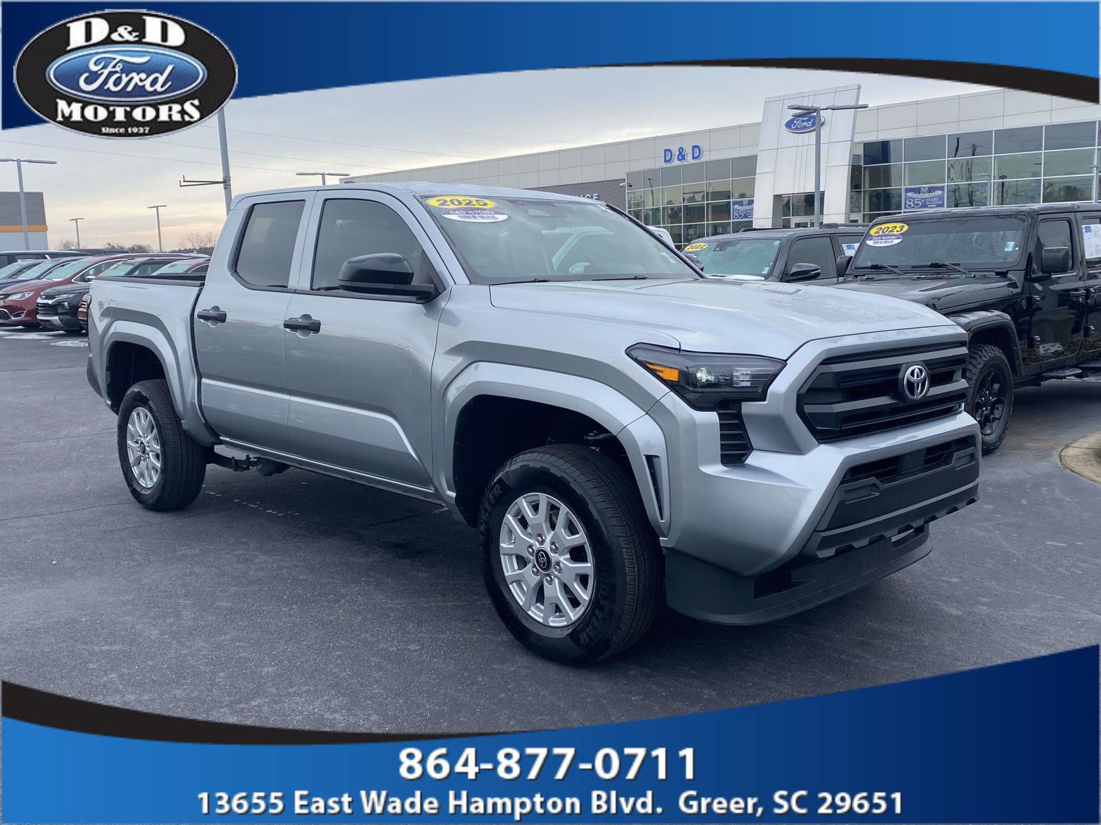 Used 2025 Toyota Tacoma SR RWD image 1