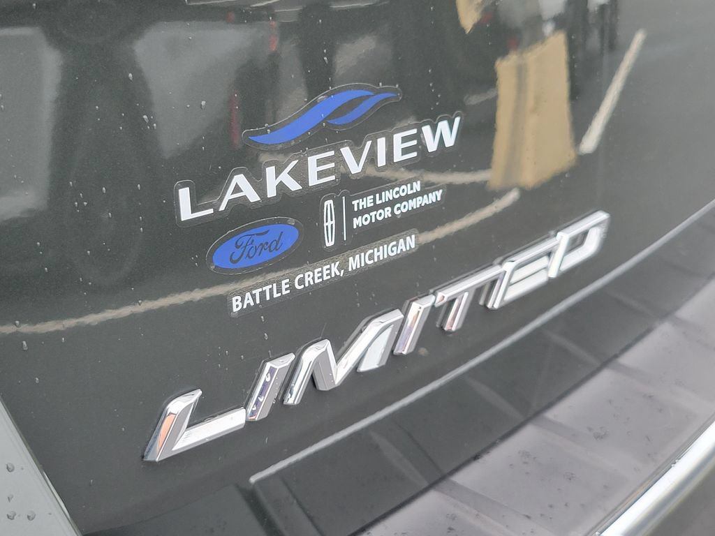 Certified 2024 Ford Explorer Limited w/ Equipment Group 301A AWD/4WD image 36