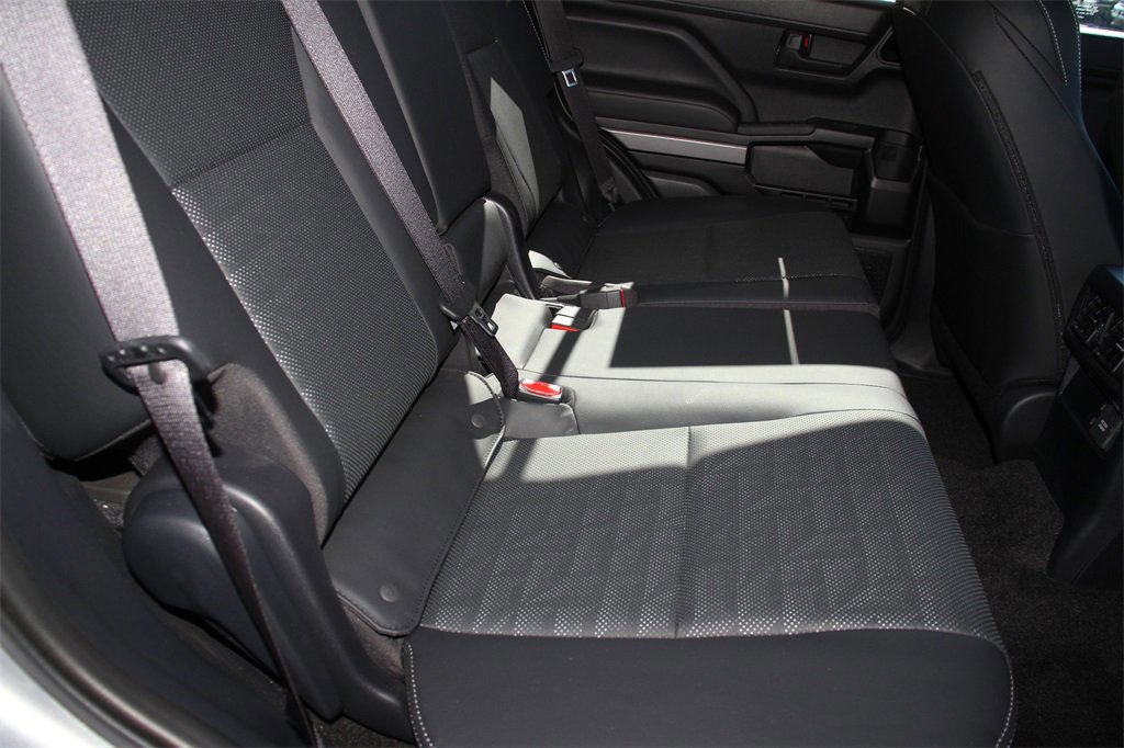 Used 2025 Toyota 4Runner TRD Off-Road Premium w/ Tow Technology Package image 25