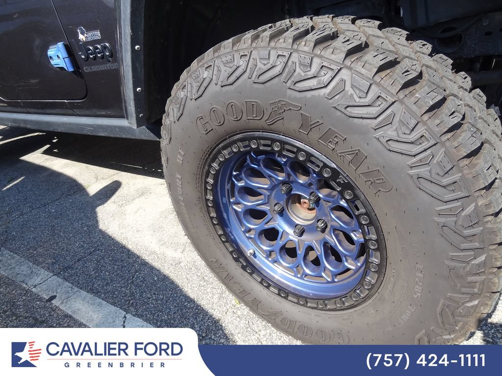 Used 2022 Jeep Gladiator Sport AWD/4WD image 12
