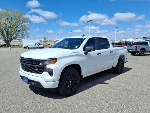 Used 2024 Chevrolet Silverado 1500 Custom AWD/4WD image 1