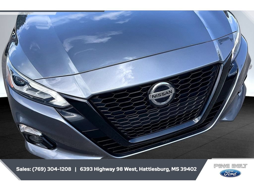 Used 2022 Nissan Altima 2.5 SR w/ Midnight Edition Package FWD image 23
