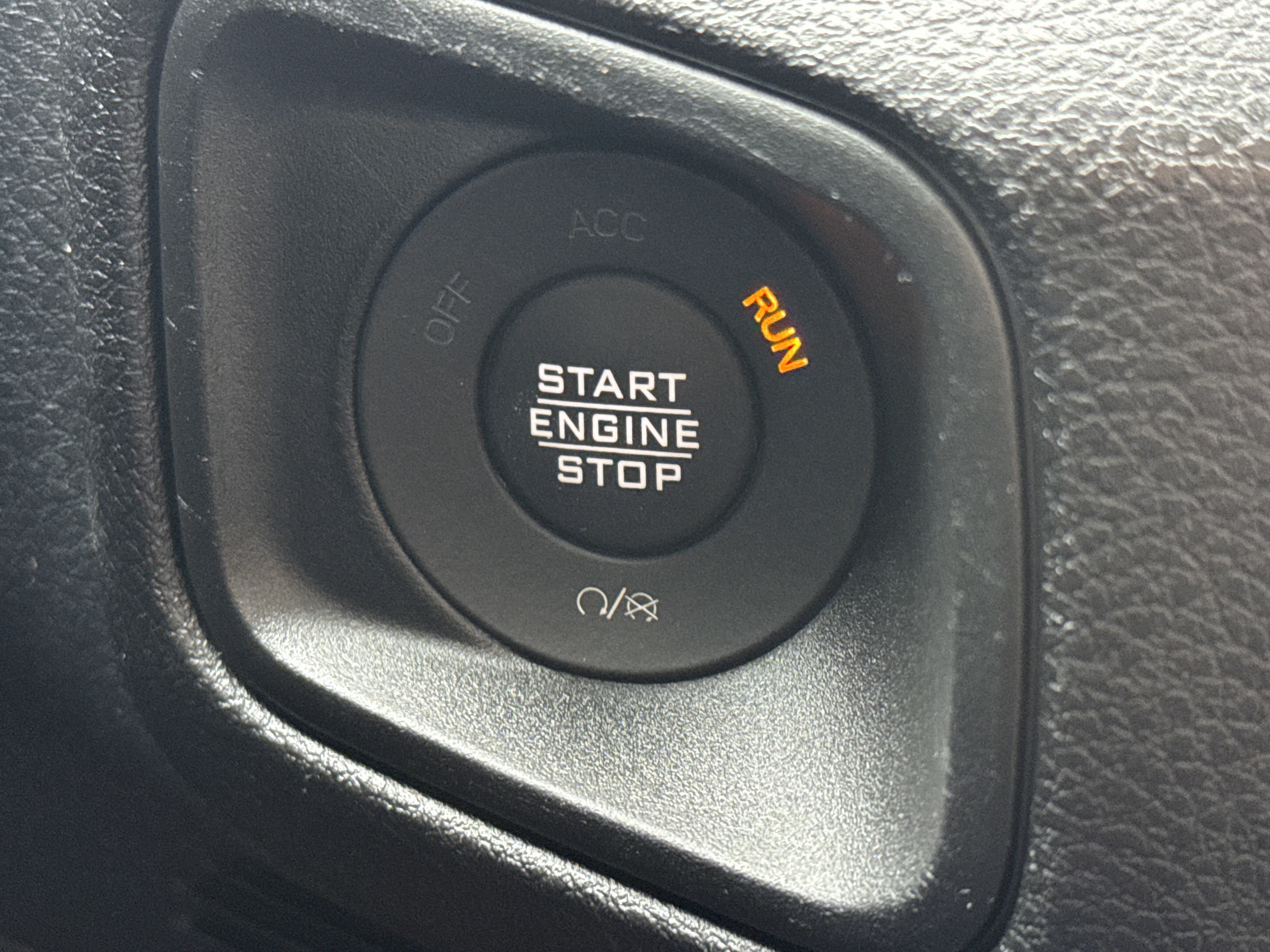 Used 2025 Jeep Wrangler Unlimited Sport AWD/4WD image 24