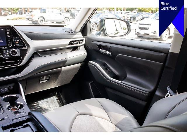 Used 2022 Toyota Highlander Bronze Edition AWD/4WD image 17