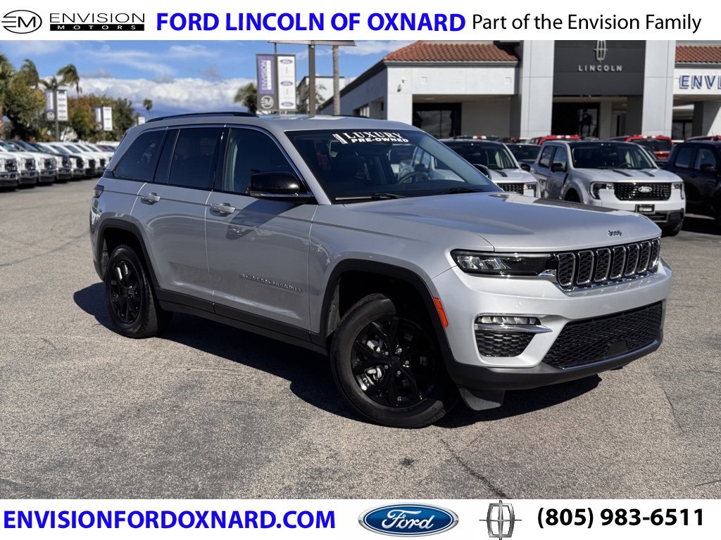 Used 2023 Jeep Grand Cherokee Limited image 1