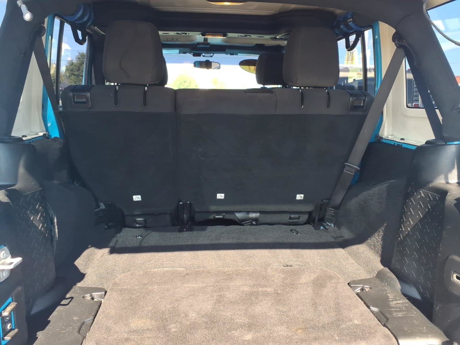 Used 2017 Jeep Wrangler Unlimited Sport AWD/4WD image 17