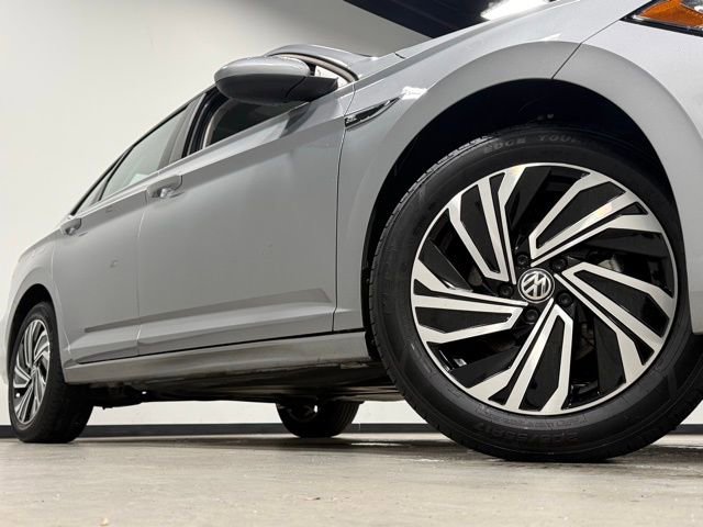 Used 2021 Volkswagen Jetta SEL FWD image 3