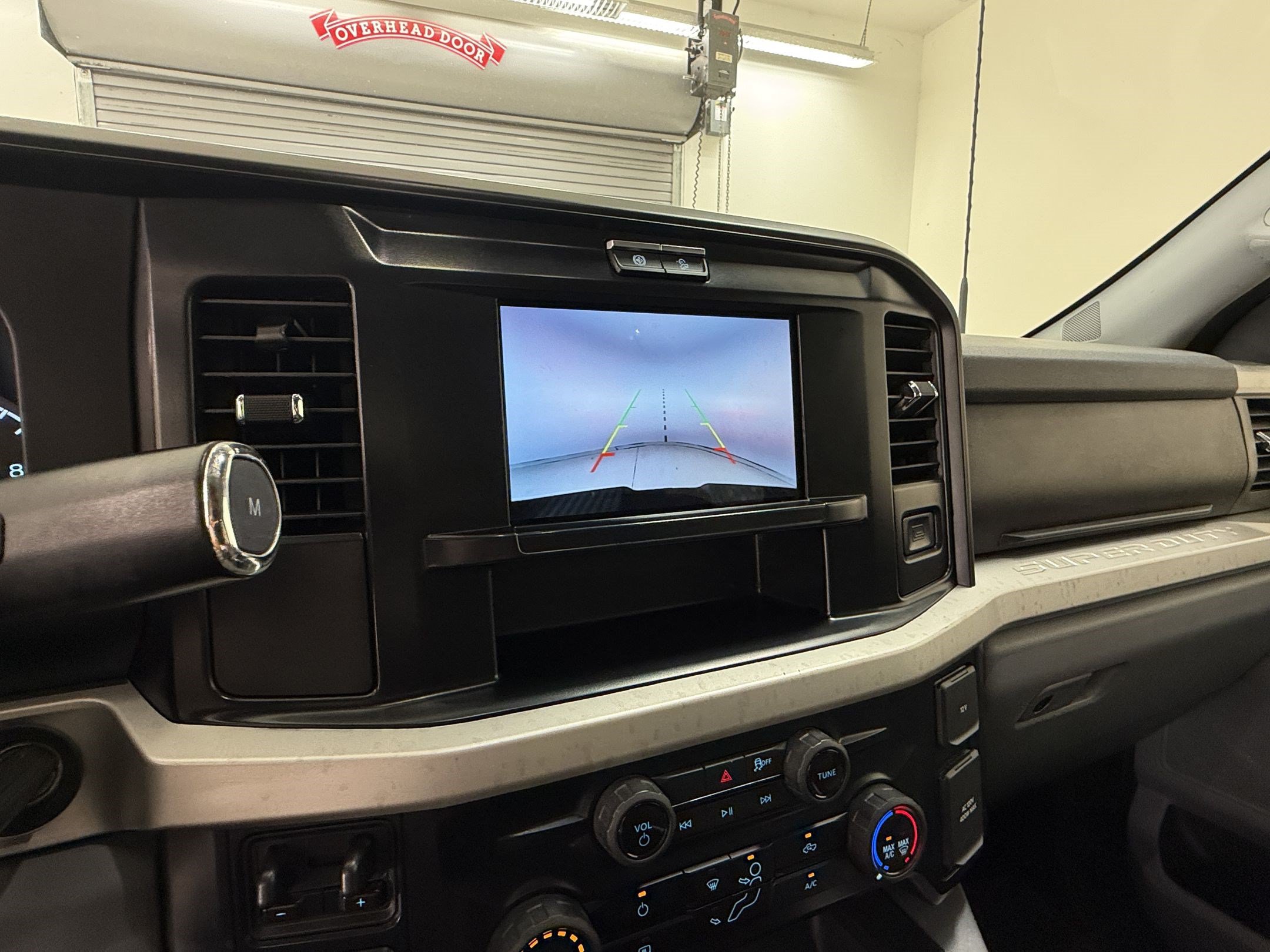 Certified 2025 Ford F250 XLT w/ FX4 Off-Road Package AWD/4WD image 21
