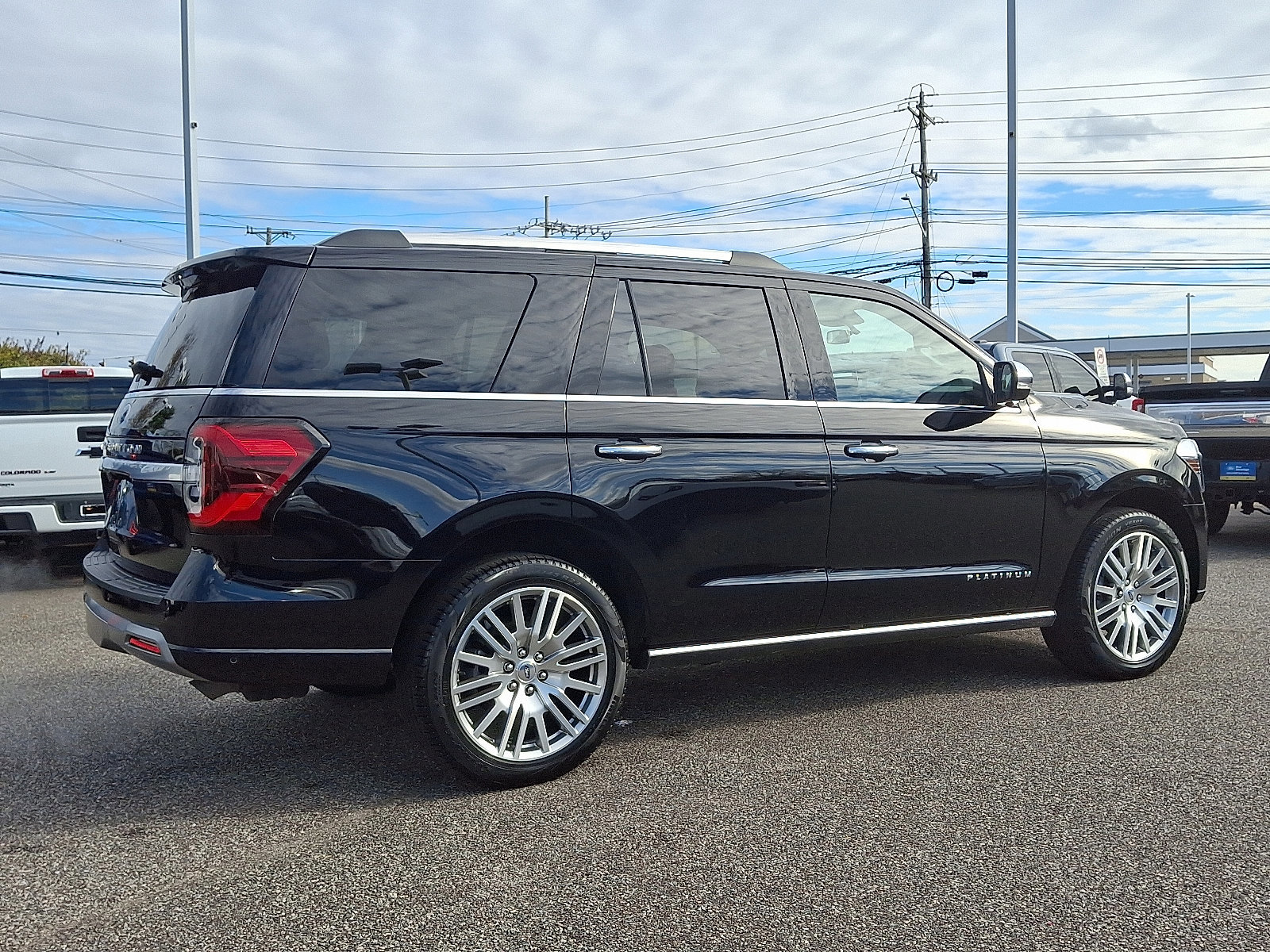 Certified 2024 Ford Expedition Platinum image 8