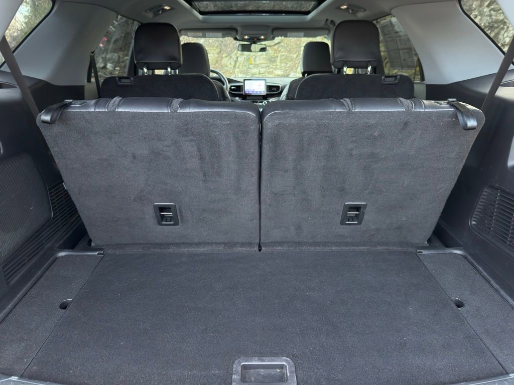 Certified 2023 Ford Explorer Limited w/ Equipment Group 301A image 10