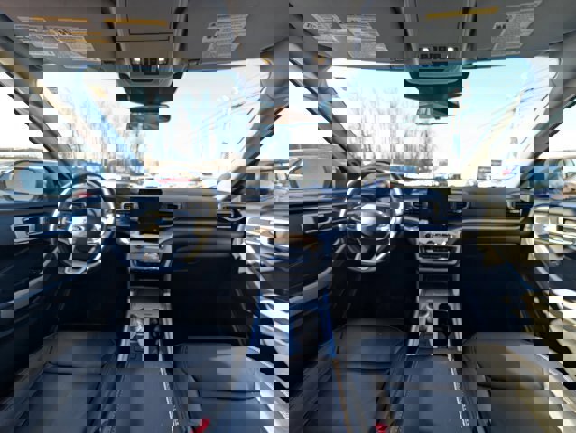 Certified 2022 Ford Explorer XLT w/ Equipment Group 202A image 20