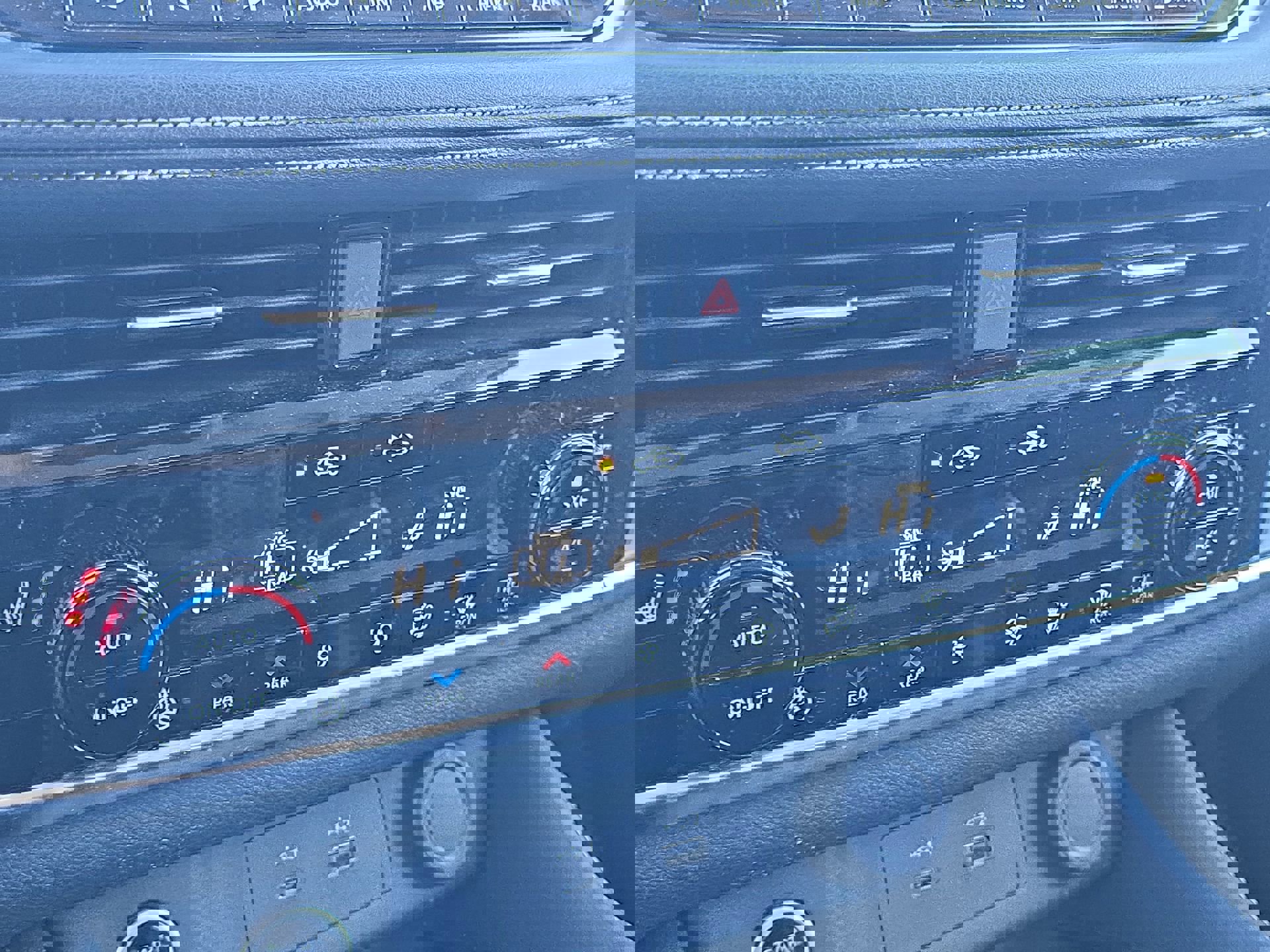 Used 2021 Nissan Rogue Platinum image 19