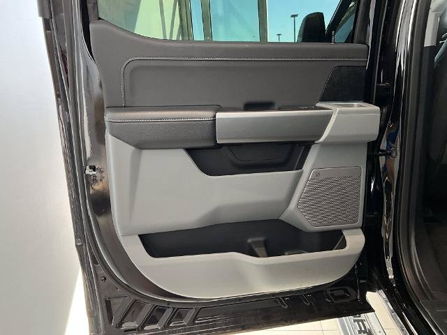 Certified 2026 Ford F350 XLT w/ XLT Premium Package AWD/4WD image 17