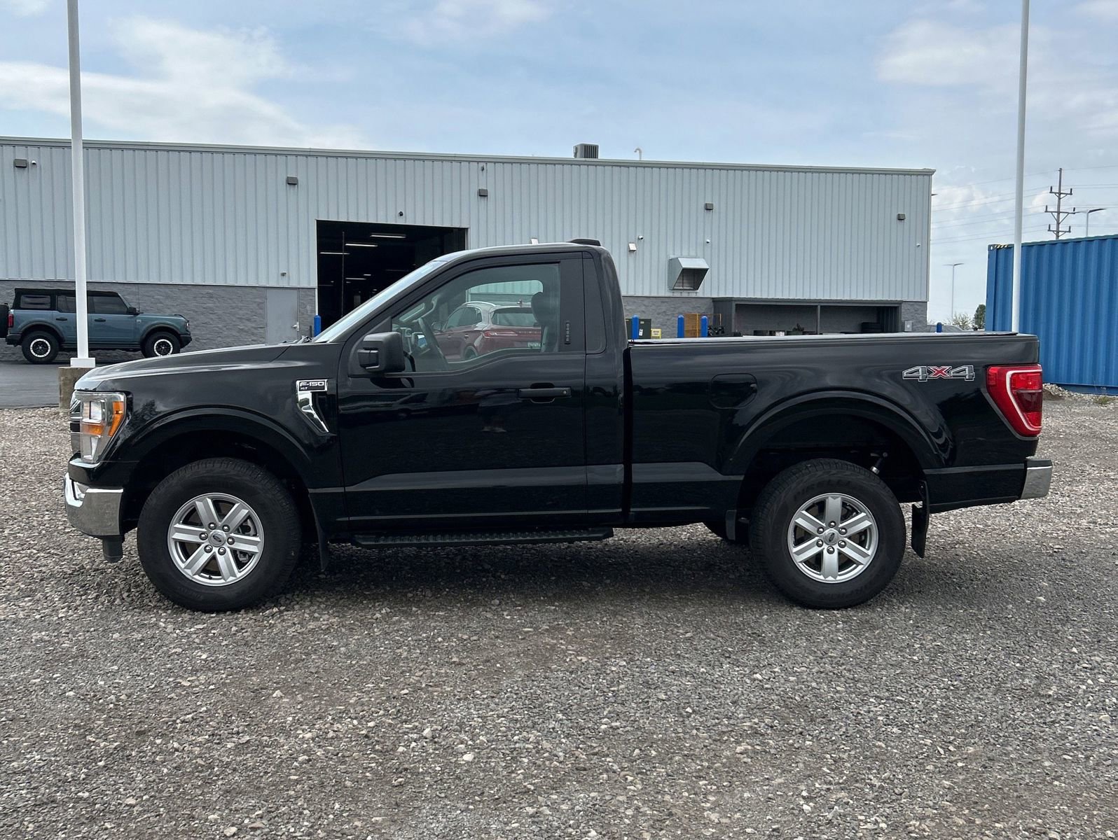 Certified 2022 Ford F150 XLT w/ Equipment Group 301A Mid AWD/4WD image 4