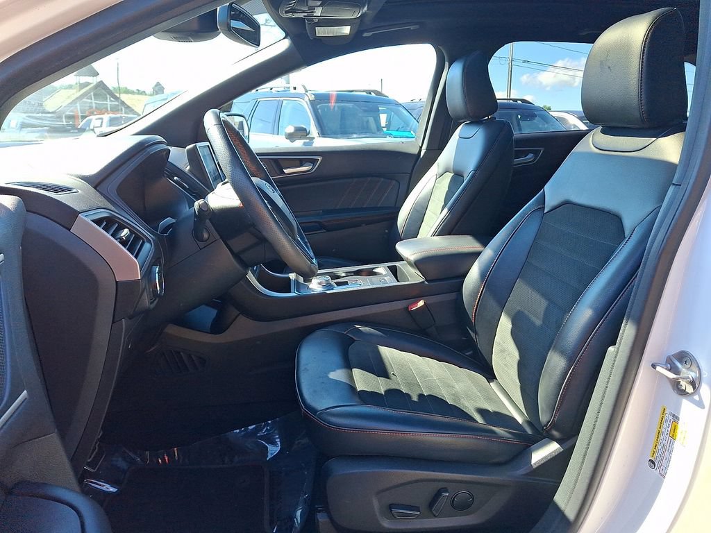 Certified 2023 Ford Edge ST-Line AWD/4WD image 14