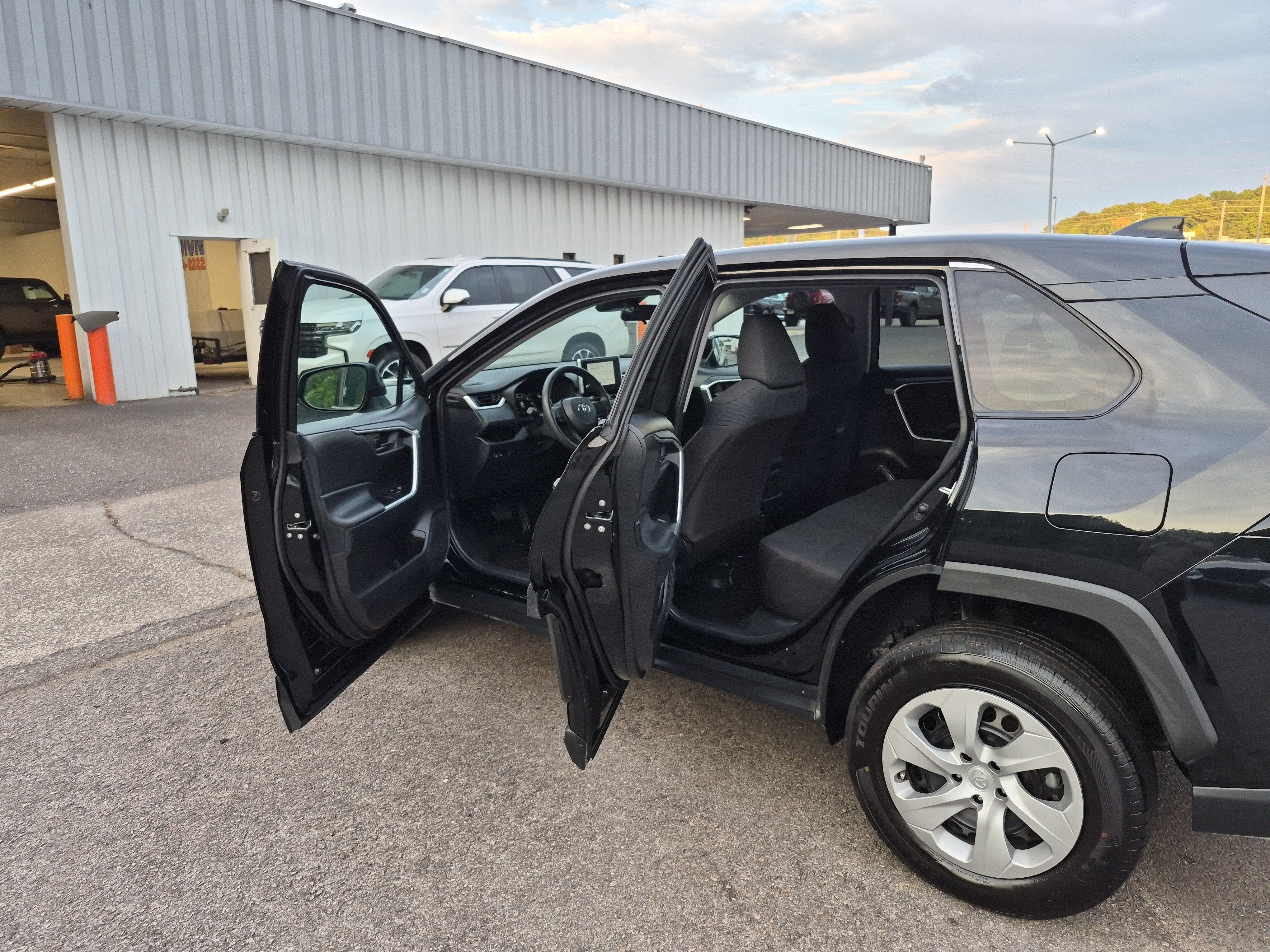 Used 2025 Toyota RAV4 LE FWD image 12