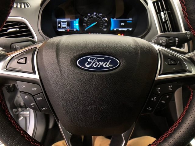 Certified 2022 Ford Edge ST-Line image 13