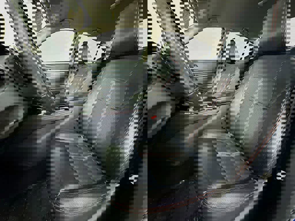 Used 2024 Nissan Altima 2.5 SR image 11