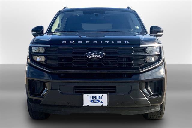 Certified 2025 Ford Expedition Active AWD/4WD image 36