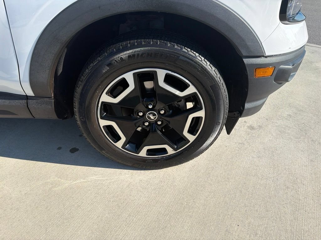 Certified 2022 Ford Bronco Sport Outer Banks AWD/4WD image 12