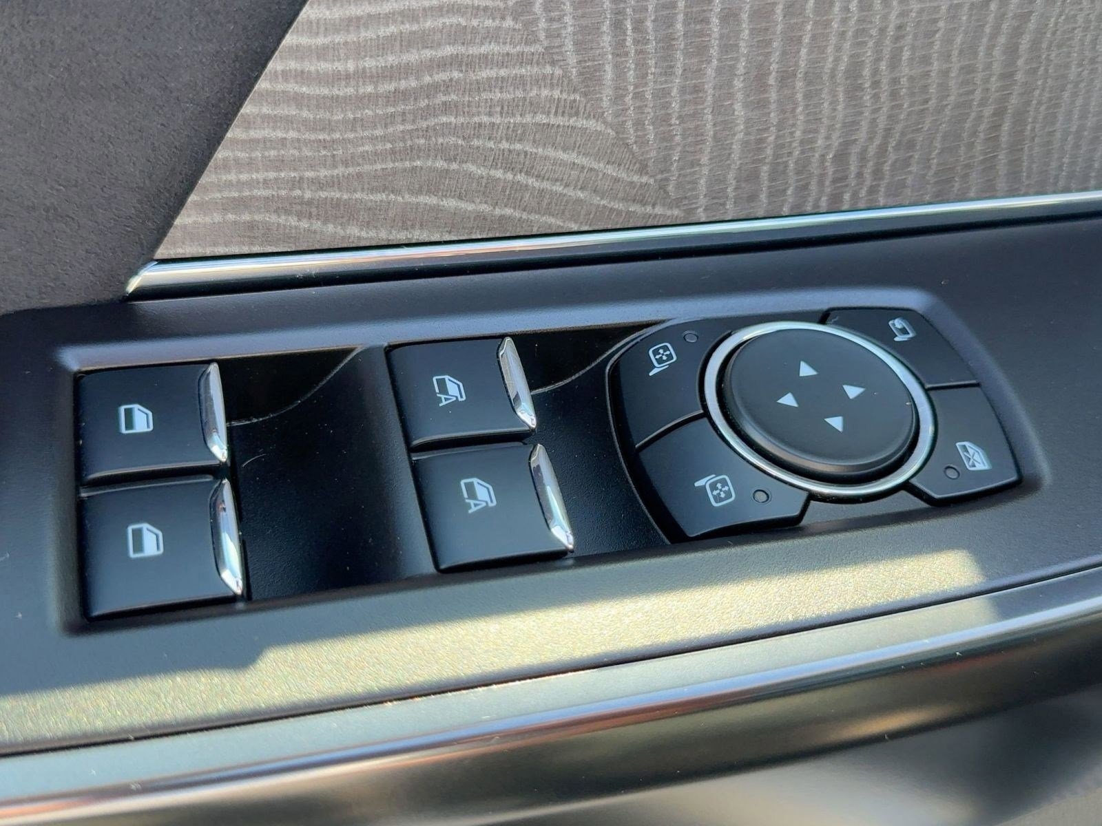 Certified 2023 Ford F150 Platinum w/ Equipment Group 701A High image 13