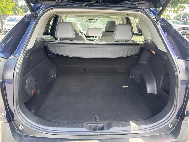 Used 2021 Toyota RAV4 XLE Premium AWD/4WD image 16
