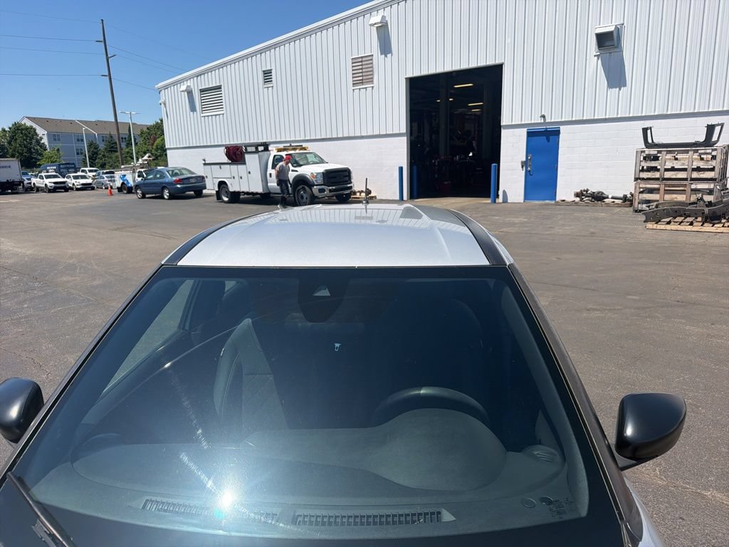 Used 2020 Nissan Kicks S FWD image 15