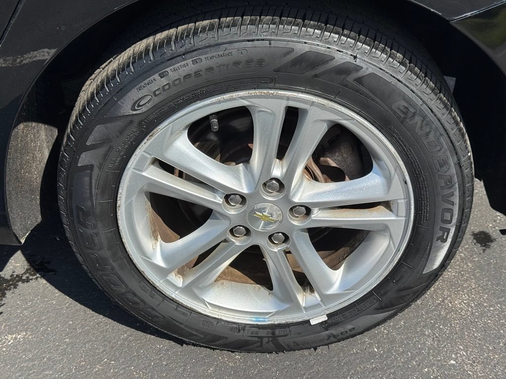 Used 2017 Chevrolet Cruze LT FWD image 38