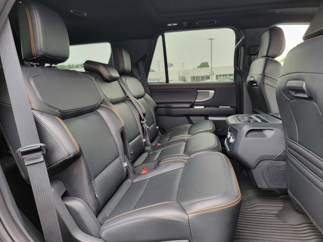 Certified 2025 Ford Expedition Tremor AWD/4WD image 24