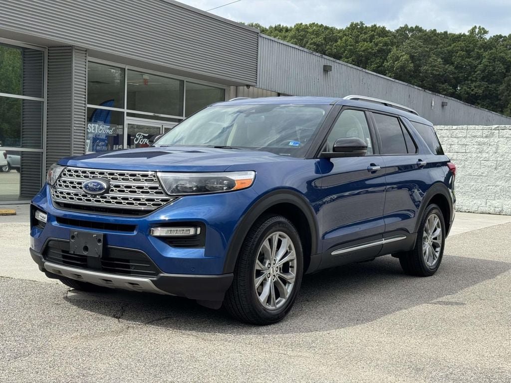 Certified 2022 Ford Explorer Limited w/ Equipment Group 301A AWD/4WD image 24