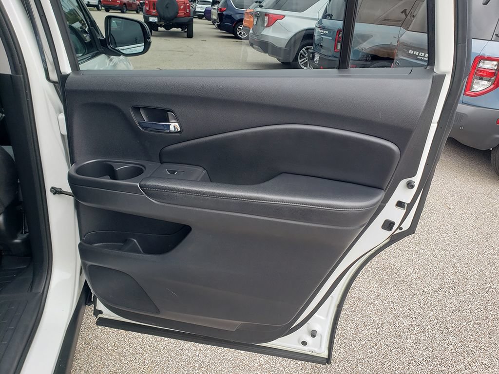Used 2020 Honda Pilot LX image 18