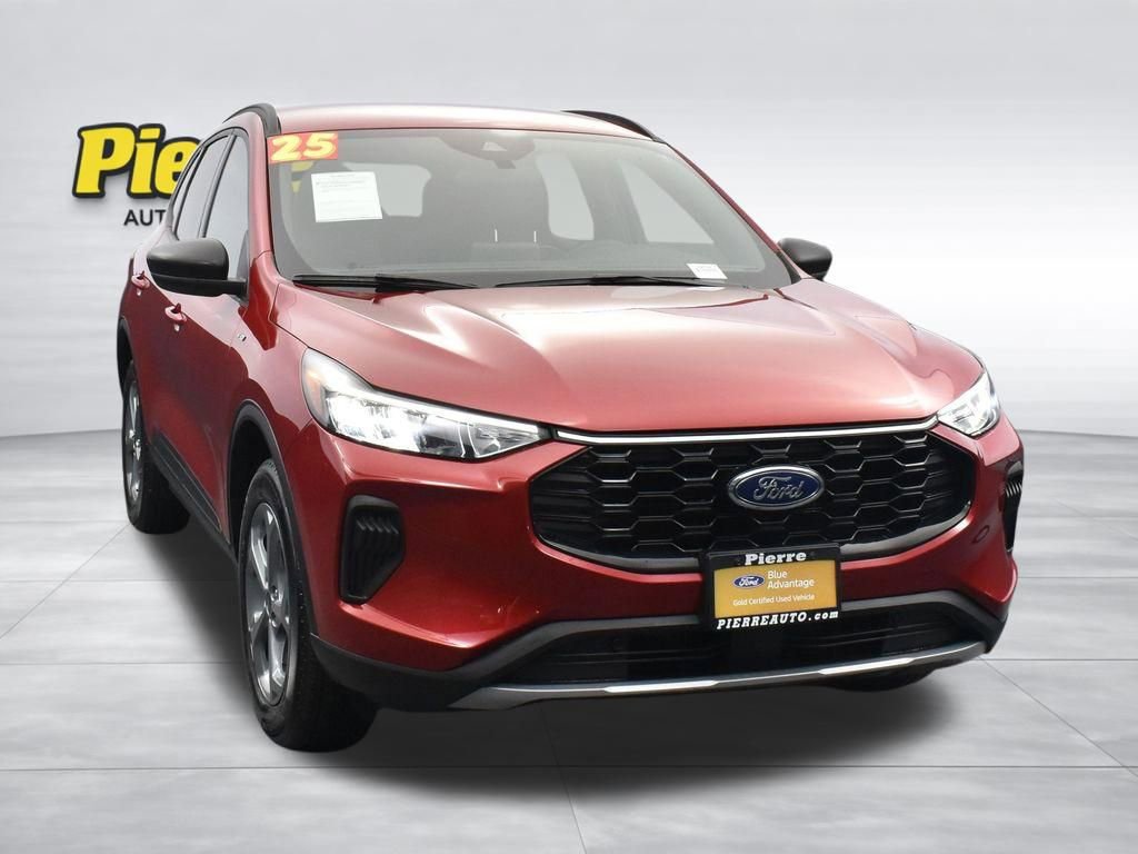Certified 2025 Ford Escape ST-Line image 7