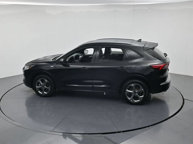 Certified 2024 Ford Escape ST-Line w/ Tech Pack #1 AWD/4WD image 47