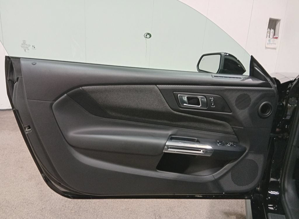 Certified 2025 Ford Mustang GT RWD image 15