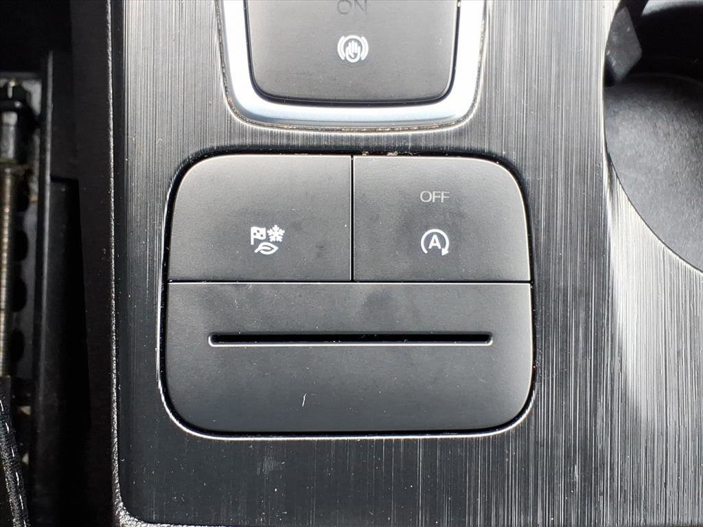 Certified 2022 Ford Escape SEL image 18