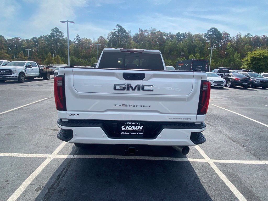 Used 2024 GMC Sierra 2500 Denali Ultimate AWD/4WD image 6
