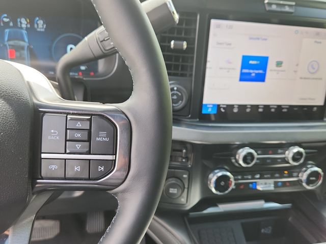 Certified 2025 Ford F350 Platinum AWD/4WD image 21