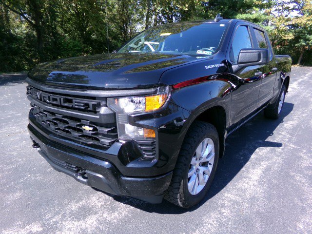 Used 2022 Chevrolet Silverado 1500 Custom AWD/4WD image 4