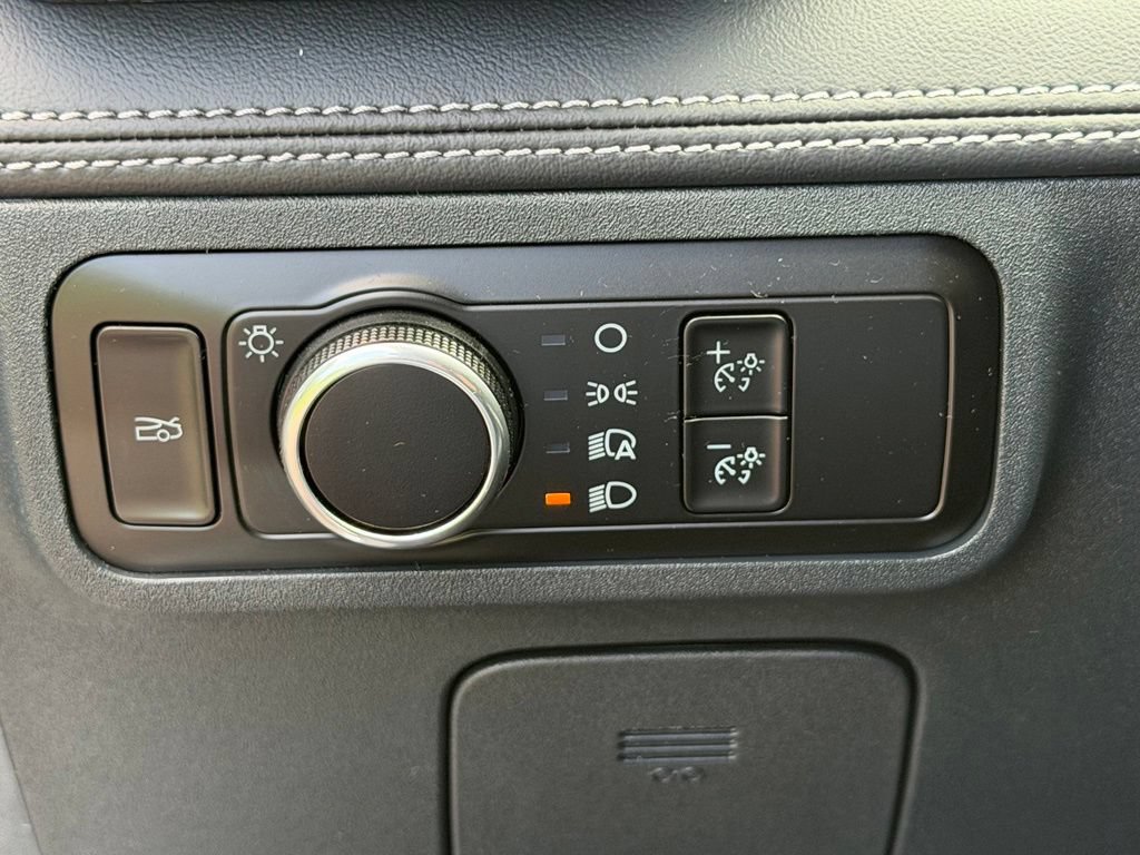 Certified 2025 Ford Mustang Premium RWD image 10