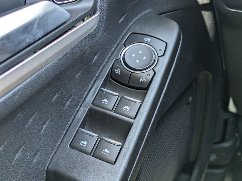 Certified 2020 Ford Escape SE FWD image 25