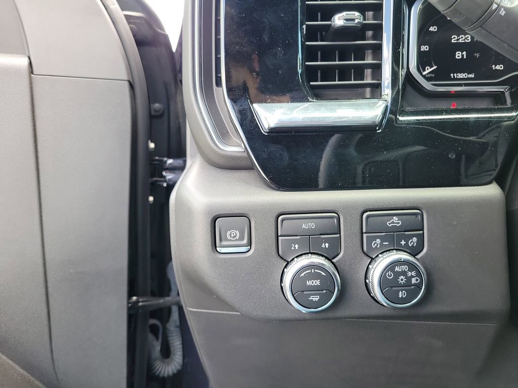 Used 2024 GMC Sierra 1500 Elevation w/ LPO, Elevation Black Package AWD/4WD image 22