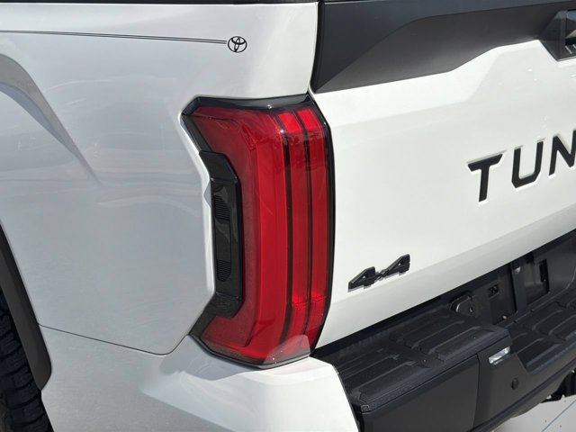 Used 2024 Toyota Tundra SR5 w/ SR5 Convenience Package AWD/4WD image 8
