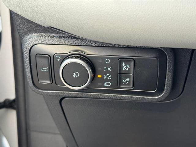 Certified 2025 Ford Explorer Platinum w/ Ultimate Package image 21