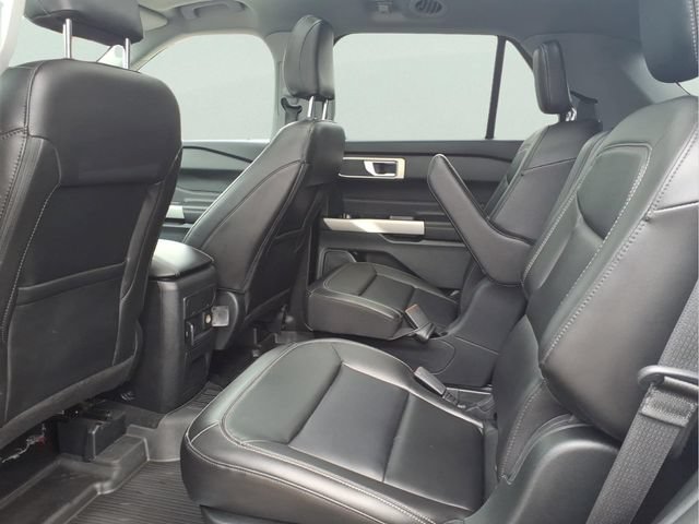 Certified 2023 Ford Explorer XLT w/ Equipment Group 202A AWD/4WD image 10