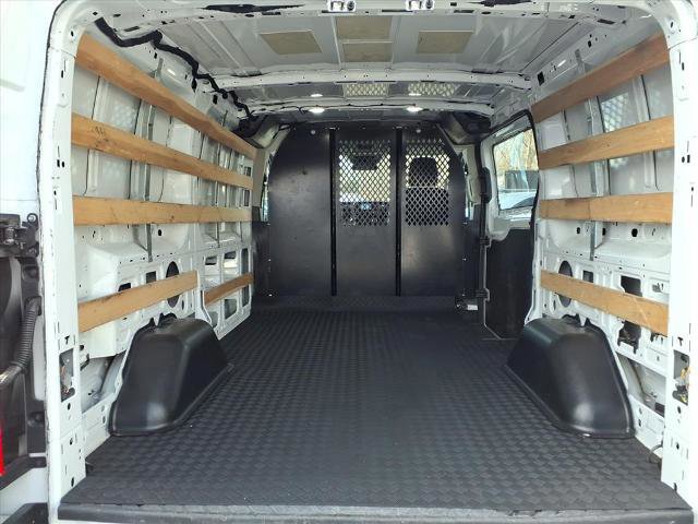 Certified 2024 Ford Transit 250 Low Roof w/ Exterior Upgrade Package image 24