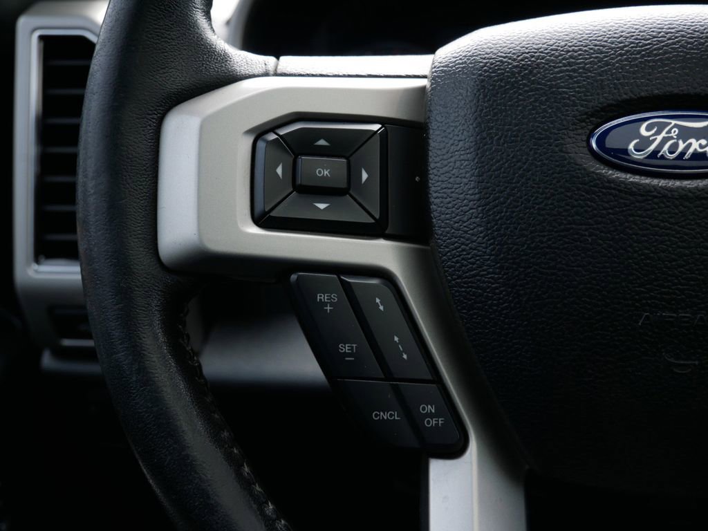 Certified 2019 Ford F150 Lariat w/ Equipment Group 502A Luxury image 20