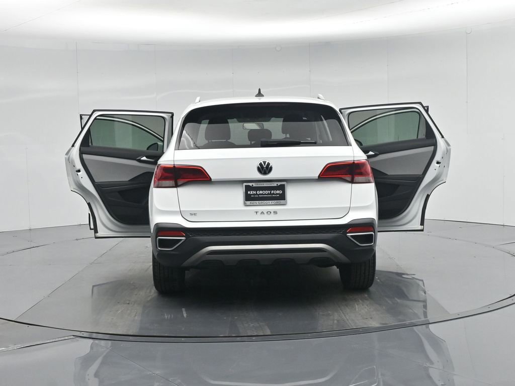 Used 2022 Volkswagen Taos SE image 54