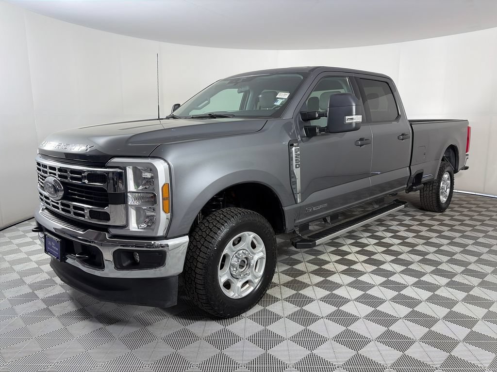 Certified 2025 Ford F250 XLT AWD/4WD video 3