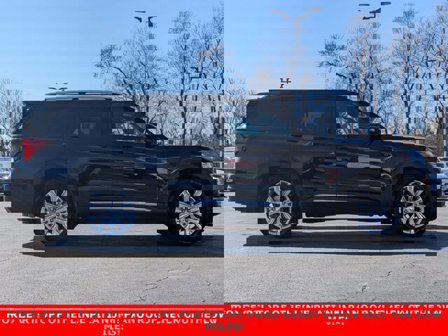 Certified 2025 Ford Explorer Platinum w/ LUX Leather Package image 2